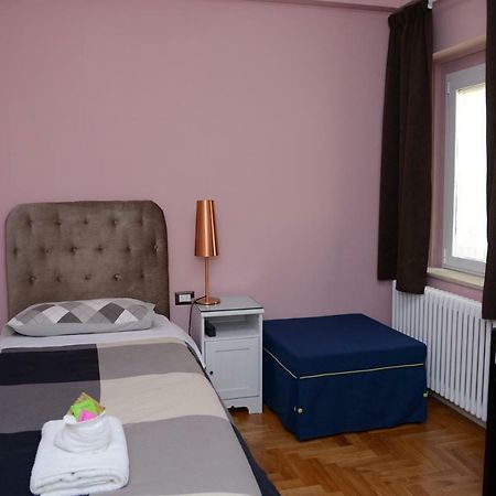 B&B Aurora Domus D'A-Mare Pesaro Extérieur photo