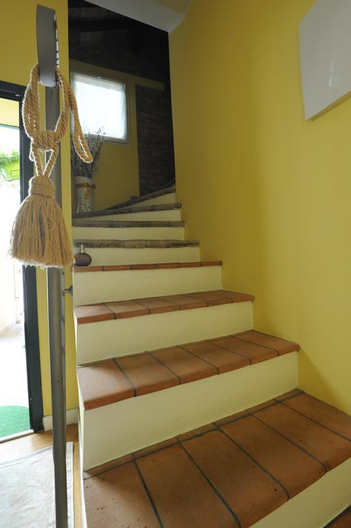 B&B Aurora Domus D'A-Mare Pesaro Extérieur photo